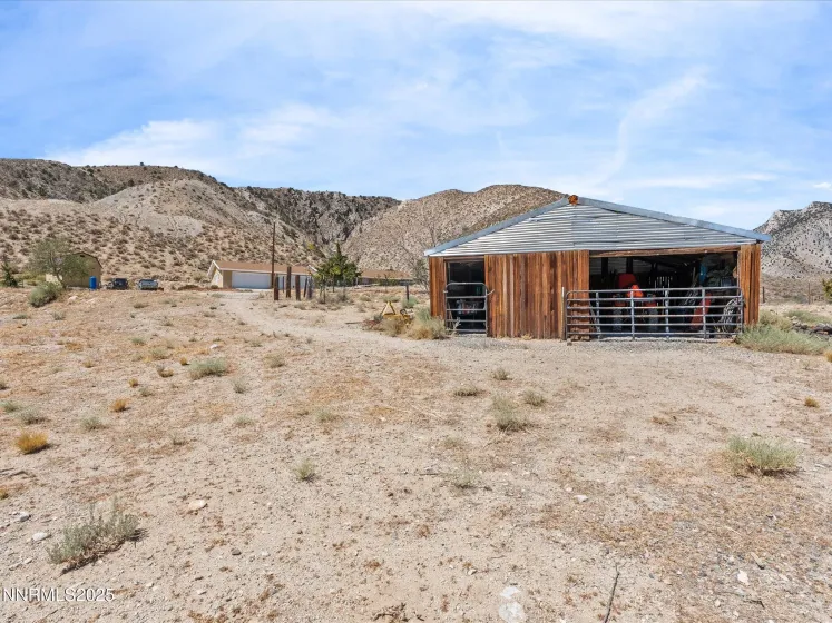 1 Cory Canyon, Hawthorne, Nevada 89415, 3 Bedrooms Bedrooms, ,2 BathroomsBathrooms,Residential,Residential,Cory Canyon,250053504