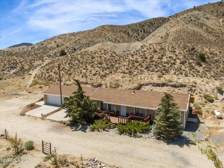 1 Cory Canyon, Hawthorne, Nevada 89415, 3 Bedrooms Bedrooms, ,2 BathroomsBathrooms,Residential,Residential,Cory Canyon,250053504