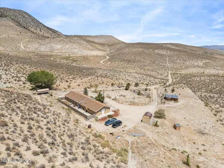 1 Cory Canyon, Hawthorne, Nevada 89415, 3 Bedrooms Bedrooms, ,2 BathroomsBathrooms,Residential,Residential,Cory Canyon,250053504