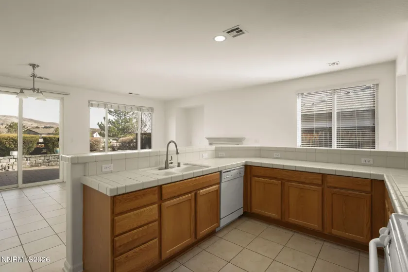 1710 Autumn Valley, Reno, Nevada 89523, 2 Bedrooms Bedrooms, ,2 BathroomsBathrooms,Residential,Residential,Autumn Valley,260001247