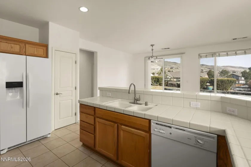 1710 Autumn Valley, Reno, Nevada 89523, 2 Bedrooms Bedrooms, ,2 BathroomsBathrooms,Residential,Residential,Autumn Valley,260001247