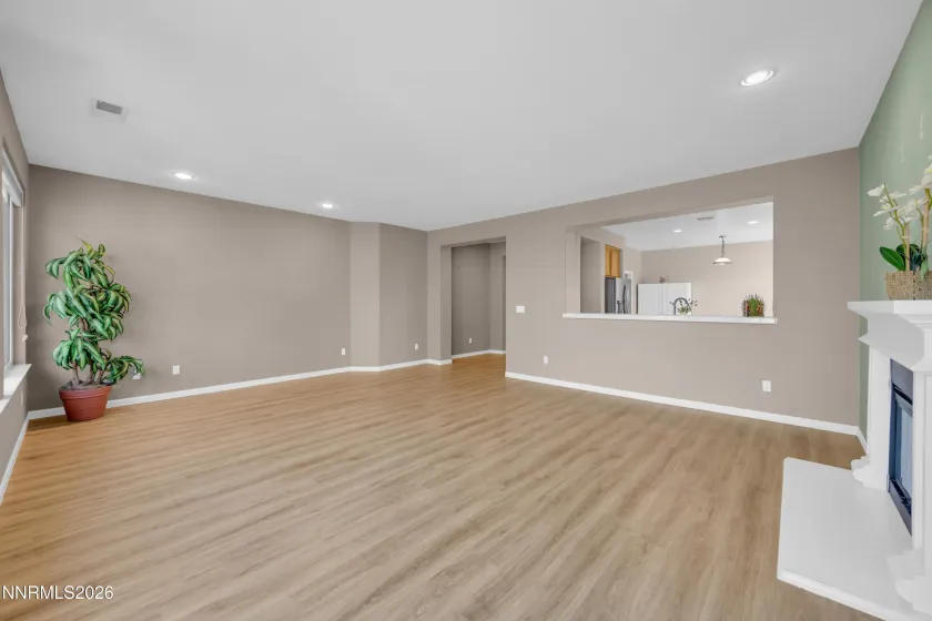 531 Martingale, Reno, Nevada 89521, 4 Bedrooms Bedrooms, ,2 BathroomsBathrooms,Residential,Residential,Martingale,260001246