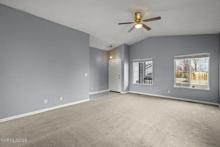 750 Golden Valley, Reno, Nevada 89506, 3 Bedrooms Bedrooms, ,2 BathroomsBathrooms,Residential,Residential,Golden Valley,260001248