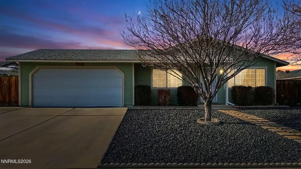 823 Overland, Dayton, Nevada 89403, 3 Bedrooms Bedrooms, ,2 BathroomsBathrooms,Residential,Residential,Overland,260001250