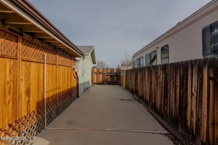 823 Overland, Dayton, Nevada 89403, 3 Bedrooms Bedrooms, ,2 BathroomsBathrooms,Residential,Residential,Overland,260001250