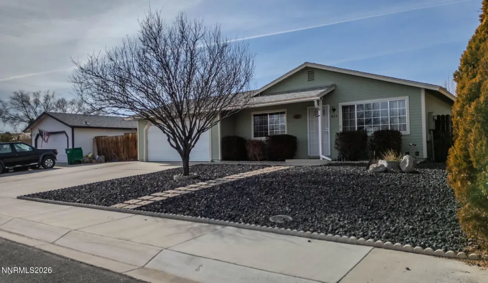 823 Overland, Dayton, Nevada 89403, 3 Bedrooms Bedrooms, ,2 BathroomsBathrooms,Residential,Residential,Overland,260001250