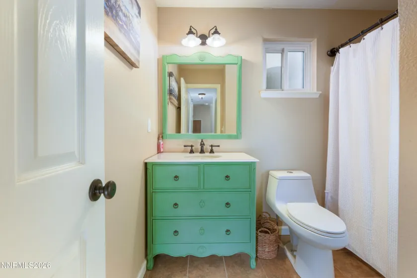 624 Victoria, Gardnerville, Nevada 89460, 3 Bedrooms Bedrooms, ,2 BathroomsBathrooms,Residential,Residential,Victoria,260001252