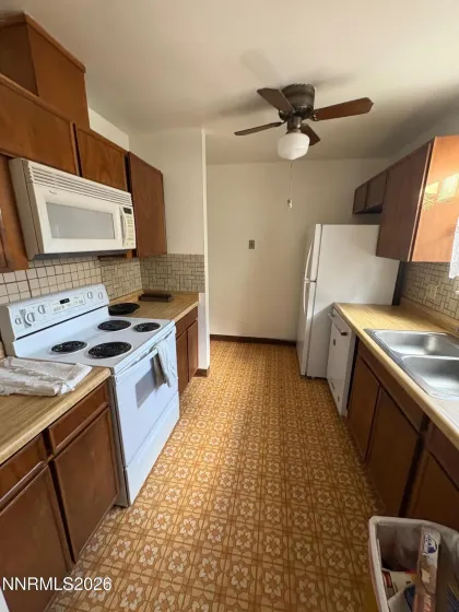 664 James, Reno, Nevada 89503, 3 Bedrooms Bedrooms, ,2 BathroomsBathrooms,Residential,Residential,James,260001261