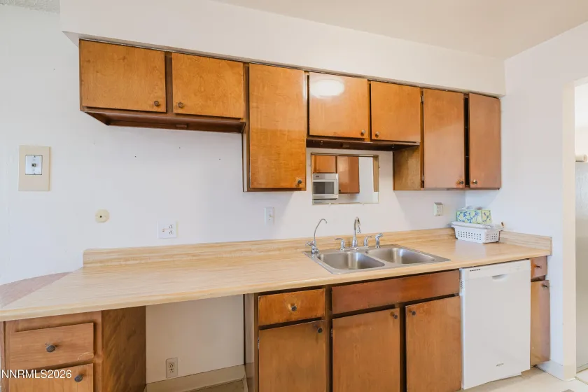 184 Indian Springs, Battle Mountain, Nevada 89820, 5 Bedrooms Bedrooms, ,3 BathroomsBathrooms,Residential,Residential,Indian Springs,260001264