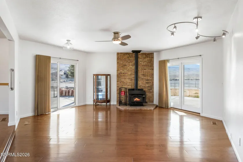 306 Sydney, Dayton, Nevada 89403, 4 Bedrooms Bedrooms, ,3 BathroomsBathrooms,Residential,Residential,Sydney,260001265