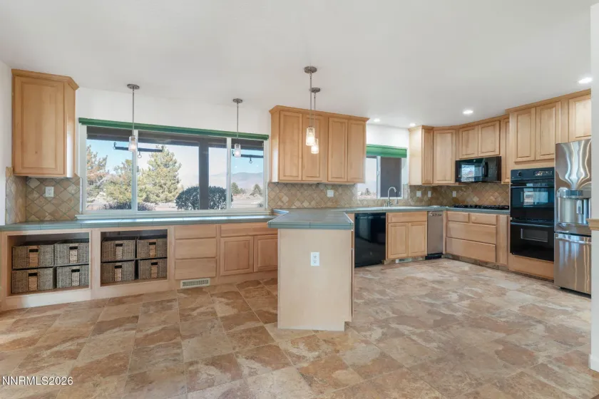 306 Sydney, Dayton, Nevada 89403, 4 Bedrooms Bedrooms, ,3 BathroomsBathrooms,Residential,Residential,Sydney,260001265