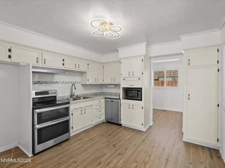 1540 Tyler, Sparks, Nevada 89431, 3 Bedrooms Bedrooms, ,2 BathroomsBathrooms,Residential,Residential,Tyler,260001267