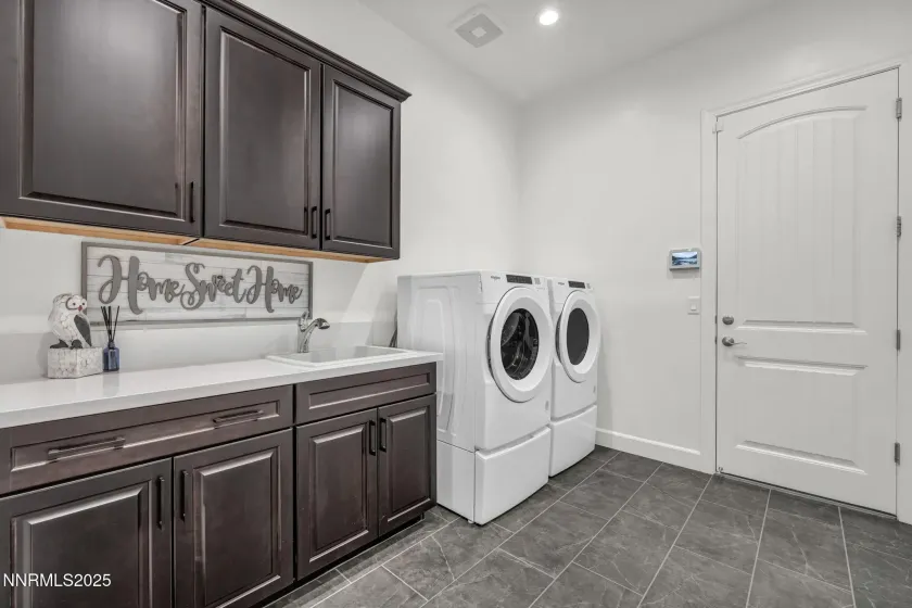 2348 Hammer Falls, Reno, Nevada 89521, 3 Bedrooms Bedrooms, ,4 BathroomsBathrooms,Residential,Residential,Hammer Falls,250056623