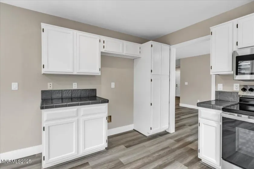 302 Royal Troon, Dayton, Nevada 89403, 3 Bedrooms Bedrooms, ,2 BathroomsBathrooms,Residential,Residential,Royal Troon,250056698