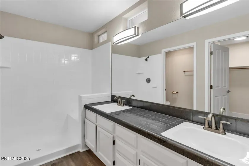 302 Royal Troon, Dayton, Nevada 89403, 3 Bedrooms Bedrooms, ,2 BathroomsBathrooms,Residential,Residential,Royal Troon,250056698