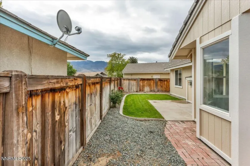 302 Royal Troon, Dayton, Nevada 89403, 3 Bedrooms Bedrooms, ,2 BathroomsBathrooms,Residential,Residential,Royal Troon,250056698