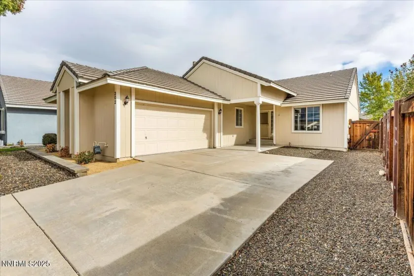 302 Royal Troon, Dayton, Nevada 89403, 3 Bedrooms Bedrooms, ,2 BathroomsBathrooms,Residential,Residential,Royal Troon,250056698