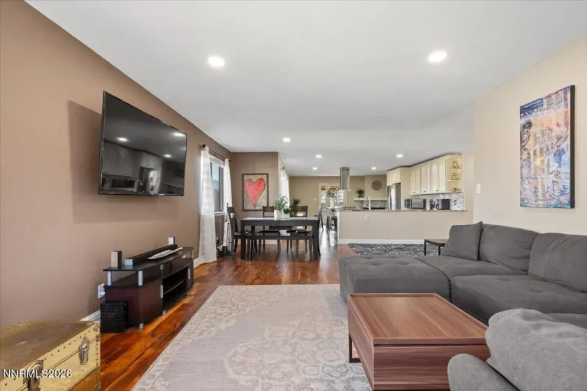 2224 Escalera, Reno, Nevada 89523, 3 Bedrooms Bedrooms, ,2 BathroomsBathrooms,Residential,Residential,Escalera,260001276