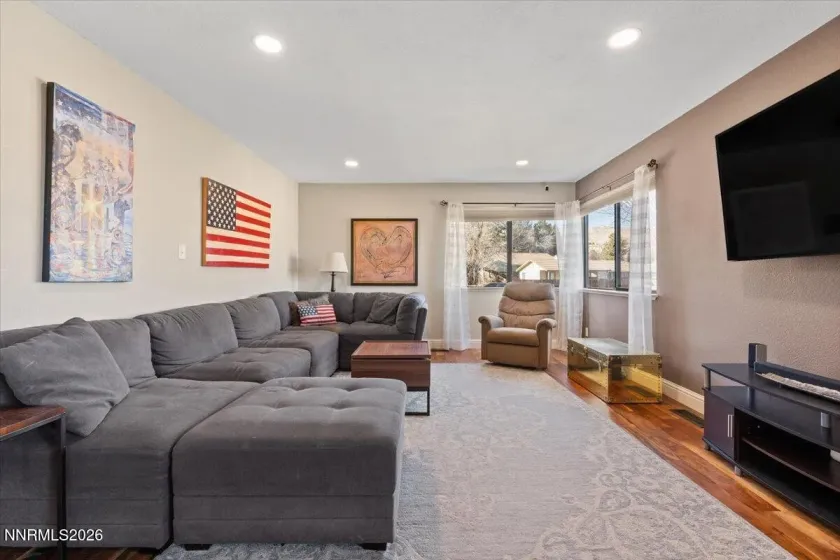 2224 Escalera, Reno, Nevada 89523, 3 Bedrooms Bedrooms, ,2 BathroomsBathrooms,Residential,Residential,Escalera,260001276