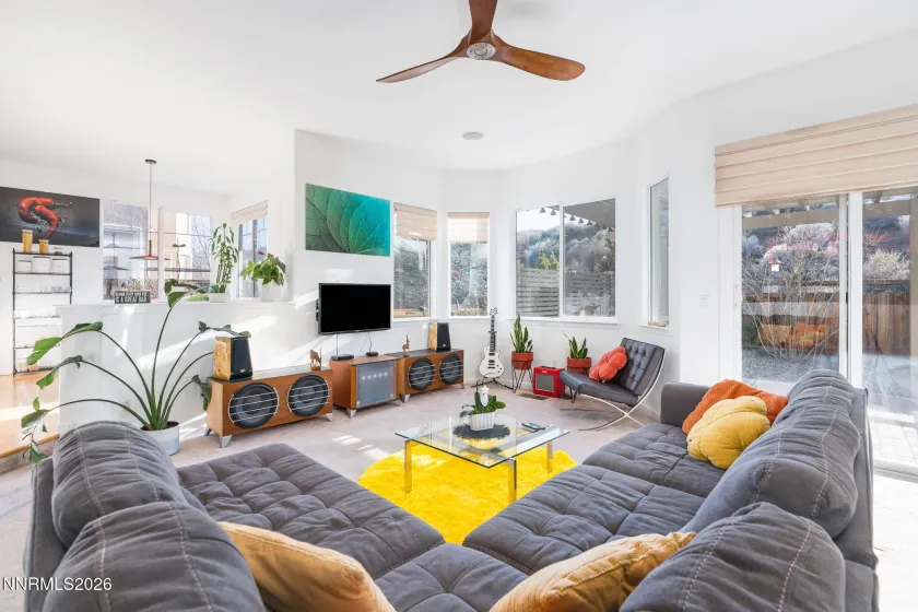 5865 Ingleston, Sparks, Nevada 89436, 5 Bedrooms Bedrooms, ,3 BathroomsBathrooms,Residential,Residential,Ingleston,260001277