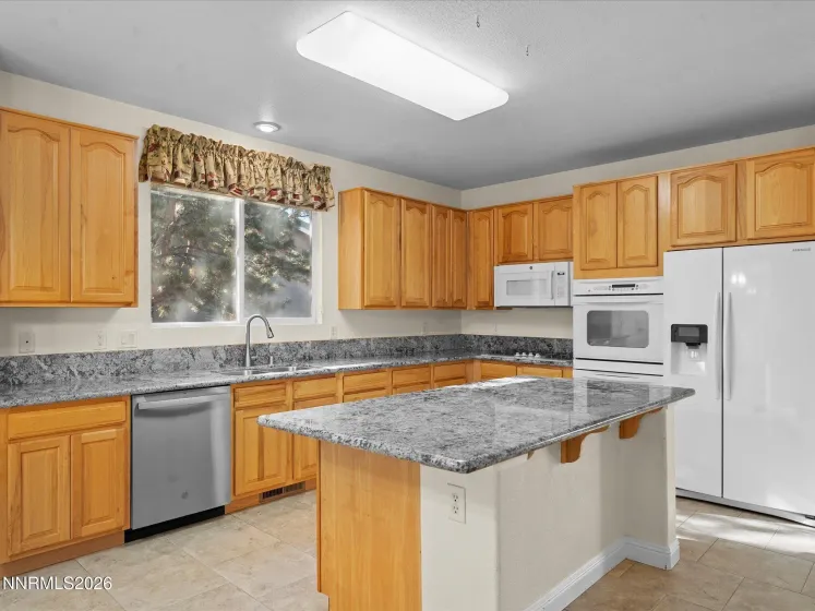 5860 Hidden Valley, Reno, Nevada 89502, 4 Bedrooms Bedrooms, ,2 BathroomsBathrooms,Residential,Residential,Hidden Valley,260001278