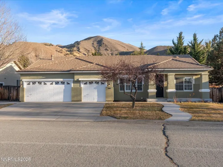 5860 Hidden Valley, Reno, Nevada 89502, 4 Bedrooms Bedrooms, ,2 BathroomsBathrooms,Residential,Residential,Hidden Valley,260001278