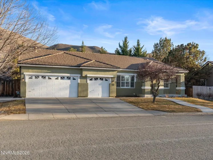 5860 Hidden Valley, Reno, Nevada 89502, 4 Bedrooms Bedrooms, ,2 BathroomsBathrooms,Residential,Residential,Hidden Valley,260001278