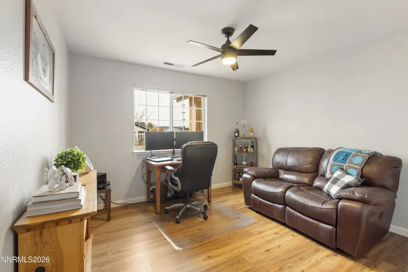 9834 Suncrest, Reno, Nevada 89506, 4 Bedrooms Bedrooms, ,2 BathroomsBathrooms,Residential,Residential,Suncrest,260001279