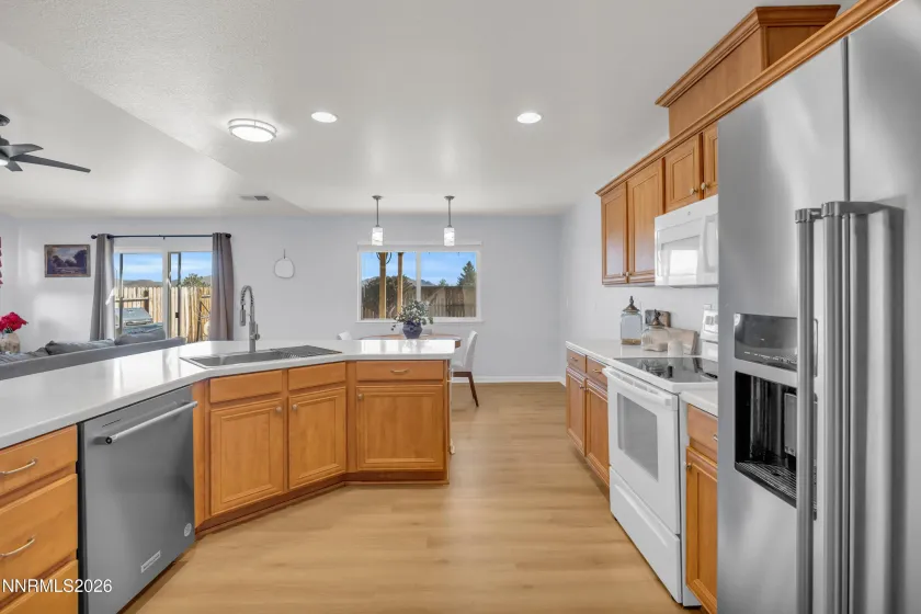 9834 Suncrest, Reno, Nevada 89506, 4 Bedrooms Bedrooms, ,2 BathroomsBathrooms,Residential,Residential,Suncrest,260001279