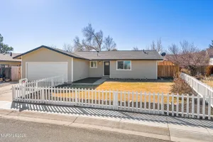 3330 Plymouth, Carson City, Nevada 89705, 3 Bedrooms Bedrooms, ,2 BathroomsBathrooms,Residential,Residential,Plymouth,260001283