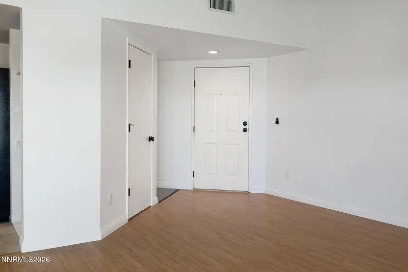 2875 Idlewild, Reno, Nevada 89509, 2 Bedrooms Bedrooms, ,2 BathroomsBathrooms,Residential,Residential,Idlewild,260001286