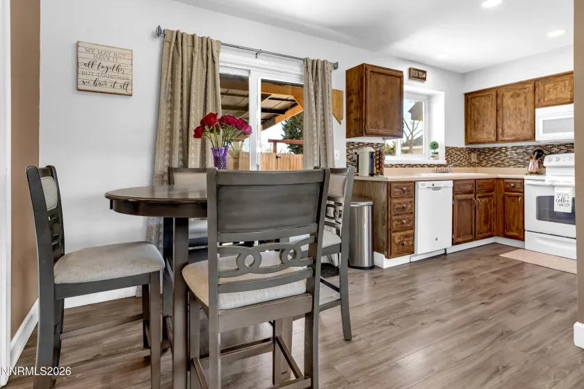 480 Aswan, Sparks, Nevada 89441, 2 Bedrooms Bedrooms, ,1 BathroomBathrooms,Residential,Residential,Aswan,260001287