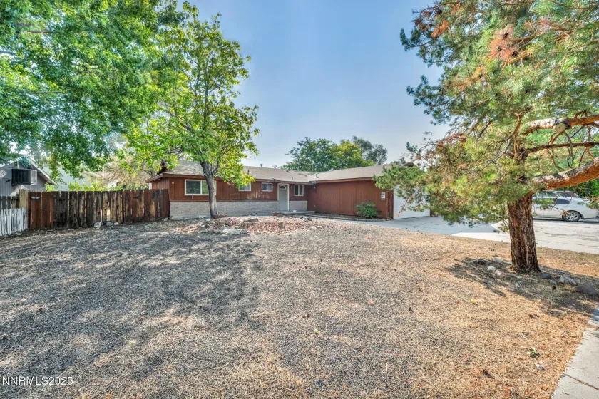 1329 Stanford, Carson City, Nevada 89701, 3 Bedrooms Bedrooms, ,2 BathroomsBathrooms,Residential,Residential,Stanford,250055402