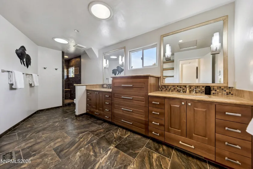 3620 Hidden Valley, Reno, Nevada 89502, 5 Bedrooms Bedrooms, ,3 BathroomsBathrooms,Residential,Residential,Hidden Valley,260001288