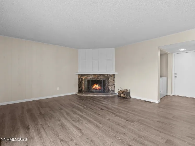 1074 Glen Martin, Sparks, Nevada 89434, 4 Bedrooms Bedrooms, ,3 BathroomsBathrooms,Residential,Residential,Glen Martin,260001292