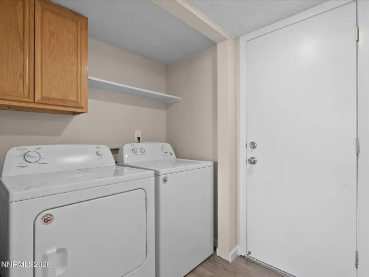 1074 Glen Martin, Sparks, Nevada 89434, 4 Bedrooms Bedrooms, ,3 BathroomsBathrooms,Residential,Residential,Glen Martin,260001292