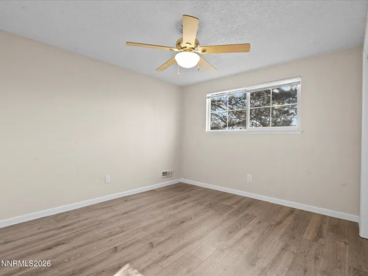 1074 Glen Martin, Sparks, Nevada 89434, 4 Bedrooms Bedrooms, ,3 BathroomsBathrooms,Residential,Residential,Glen Martin,260001292