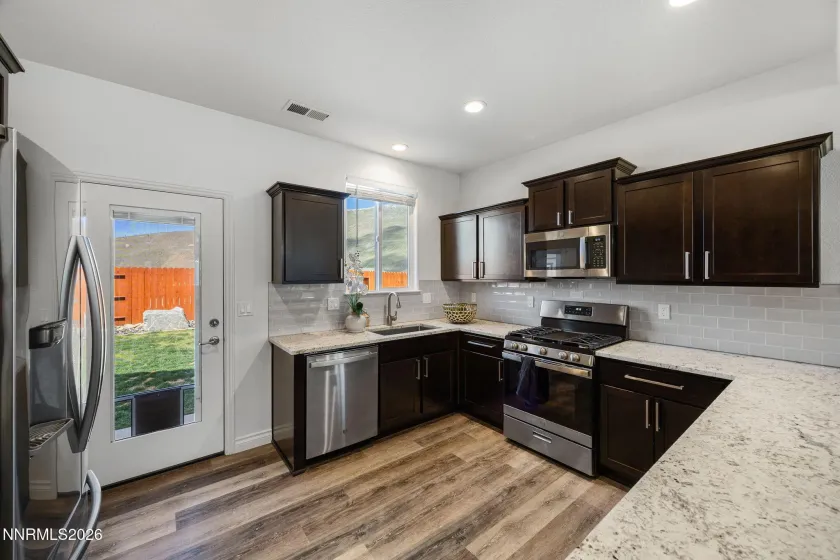 19013 Alpine Walk, Reno, Nevada 89508, 3 Bedrooms Bedrooms, ,2 BathroomsBathrooms,Residential,Residential,Alpine Walk,260001294