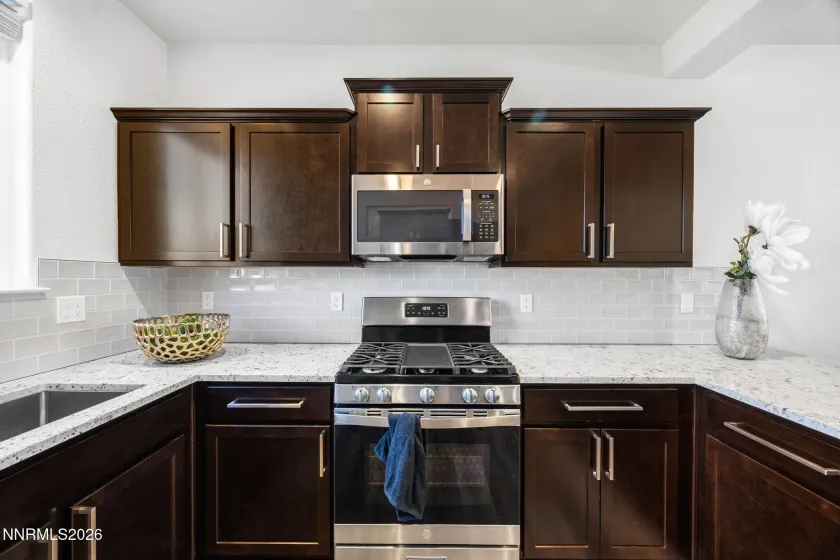 19013 Alpine Walk, Reno, Nevada 89508, 3 Bedrooms Bedrooms, ,2 BathroomsBathrooms,Residential,Residential,Alpine Walk,260001294