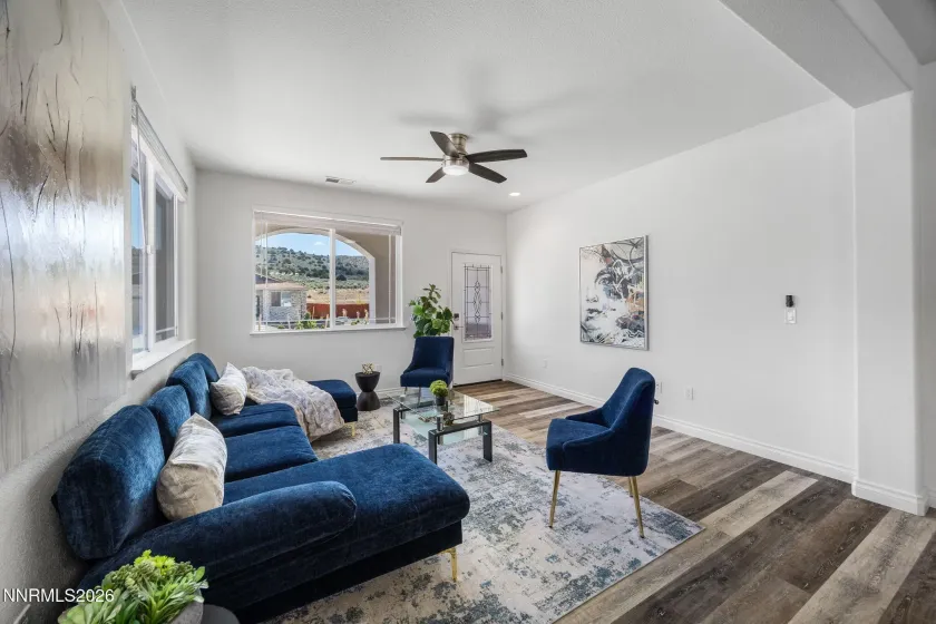 19013 Alpine Walk, Reno, Nevada 89508, 3 Bedrooms Bedrooms, ,2 BathroomsBathrooms,Residential,Residential,Alpine Walk,260001294