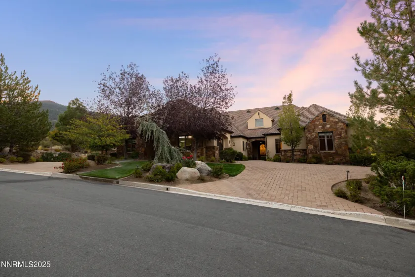 5775 Lausanne, Reno, Nevada 89511, 4 Bedrooms Bedrooms, ,6 BathroomsBathrooms,Residential,Residential,Lausanne,250057258