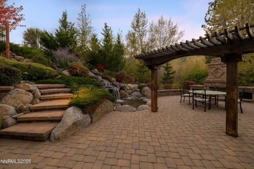 5775 Lausanne, Reno, Nevada 89511, 4 Bedrooms Bedrooms, ,6 BathroomsBathrooms,Residential,Residential,Lausanne,250057258