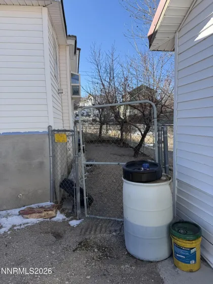 442 Idaho, Tonopah, Nevada 89049, 3 Bedrooms Bedrooms, ,2 BathroomsBathrooms,Residential,Residential,Idaho,260000392