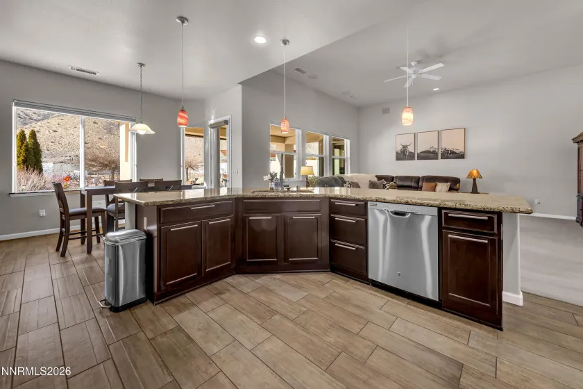 12245 Hidden Hills, Sparks, Nevada 89441, 5 Bedrooms Bedrooms, ,3 BathroomsBathrooms,Residential,Residential,Hidden Hills,260001295