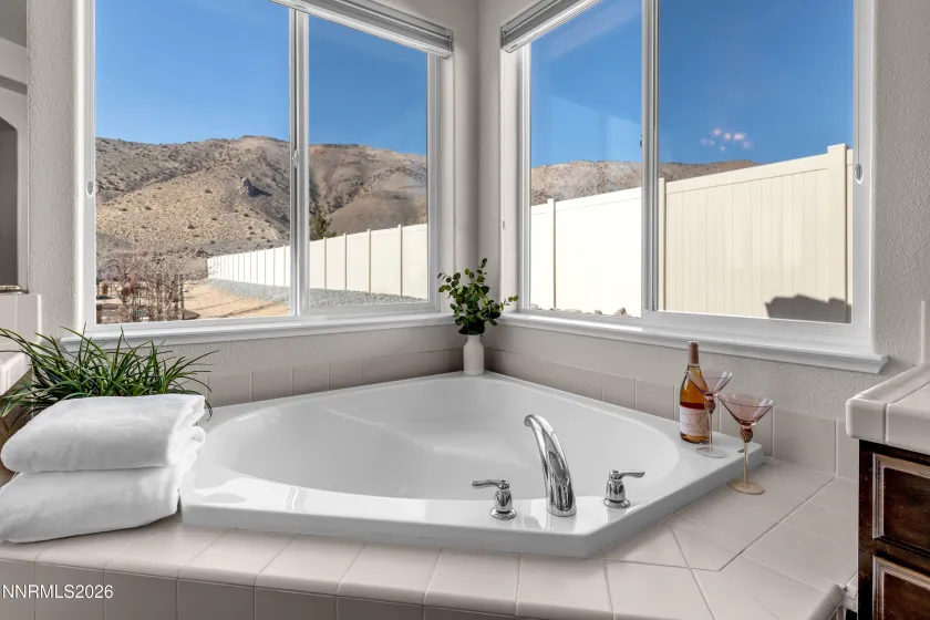 12245 Hidden Hills, Sparks, Nevada 89441, 5 Bedrooms Bedrooms, ,3 BathroomsBathrooms,Residential,Residential,Hidden Hills,260001295