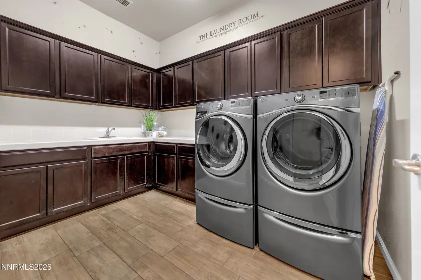 12245 Hidden Hills, Sparks, Nevada 89441, 5 Bedrooms Bedrooms, ,3 BathroomsBathrooms,Residential,Residential,Hidden Hills,260001295