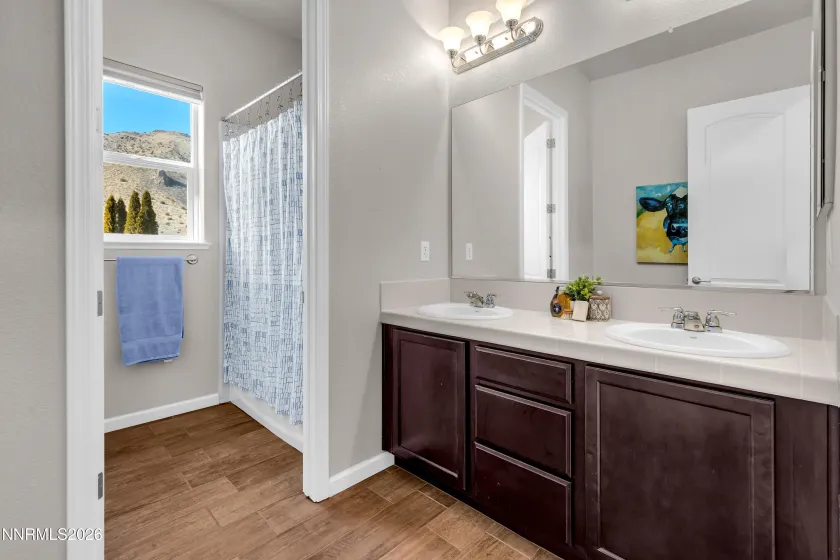 12245 Hidden Hills, Sparks, Nevada 89441, 5 Bedrooms Bedrooms, ,3 BathroomsBathrooms,Residential,Residential,Hidden Hills,260001295