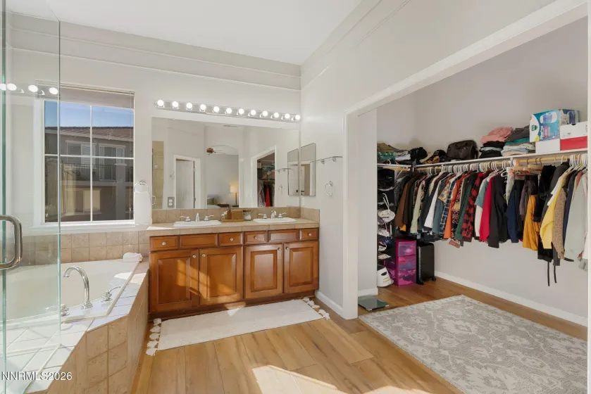 5958 Solstice, Sparks, Nevada 89436, 4 Bedrooms Bedrooms, ,3 BathroomsBathrooms,Residential,Residential,Solstice,260001300