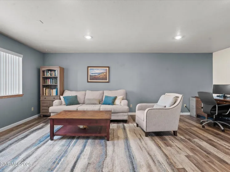 1009 Deena, Fallon, Nevada 89406, 4 Bedrooms Bedrooms, ,3 BathroomsBathrooms,Residential,Residential,Deena,260001304