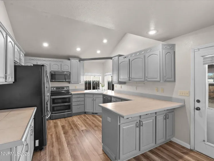 1009 Deena, Fallon, Nevada 89406, 4 Bedrooms Bedrooms, ,3 BathroomsBathrooms,Residential,Residential,Deena,260001304